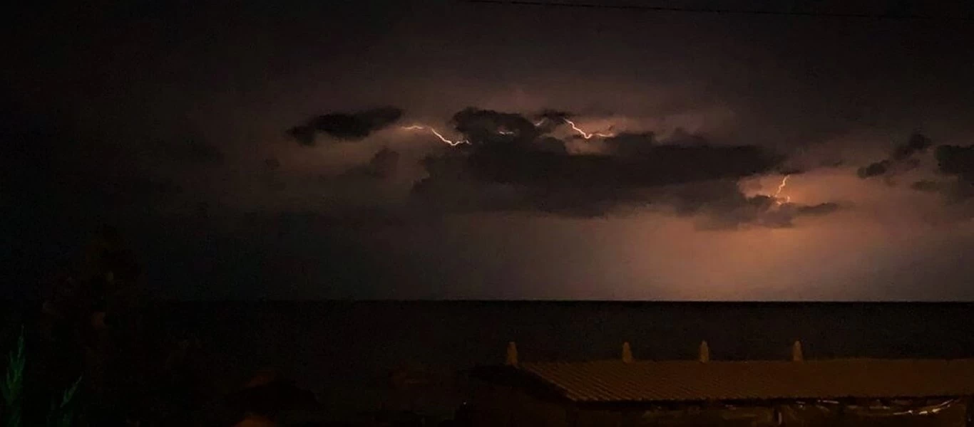 Στο σκοτάδι η Θάσος! - Διακοπή ηλεκτρικού ρεύματος εδώ και τέσσερις ώρες!